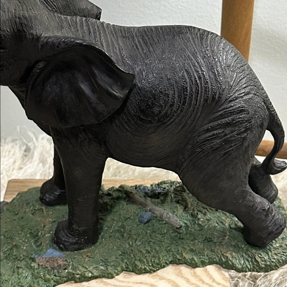Lenox Spirit Of The Savanna Elephant Rumble Trunk Up Elephant Resin Figure Decor